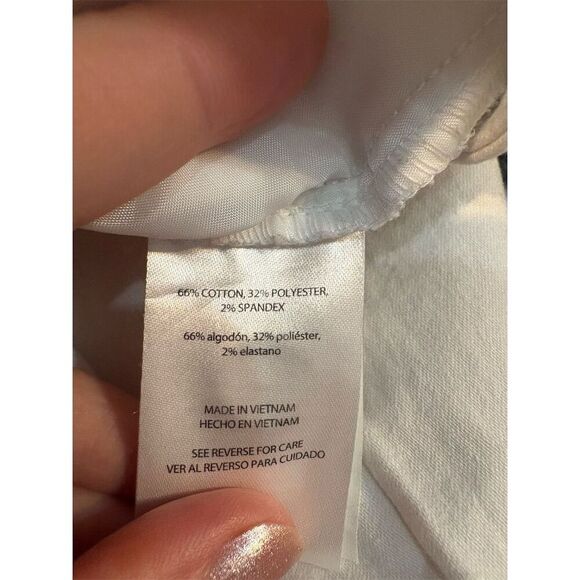 *3/$15 Isaac Mizrahi Women's White Scalloped Hem Chino Shorts Size 6 - Picture 7 of 11